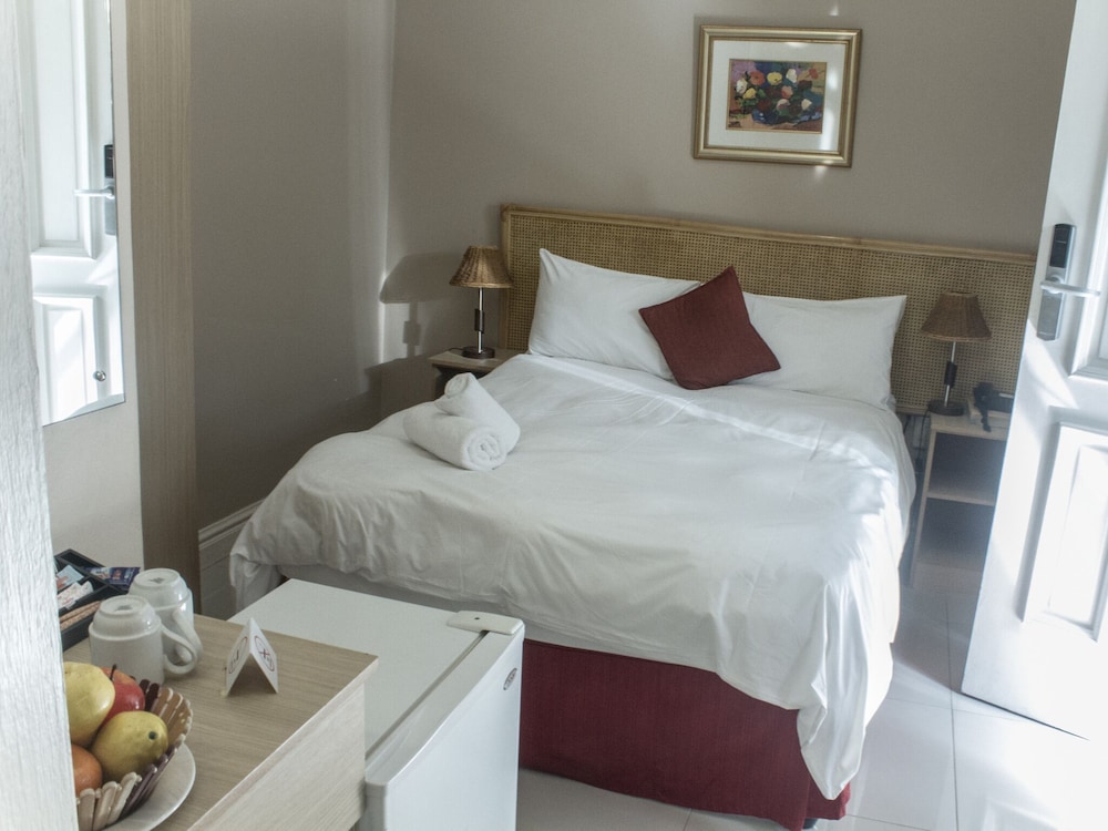 STANDARD, DOUBLE BED, GROUND FLOOR