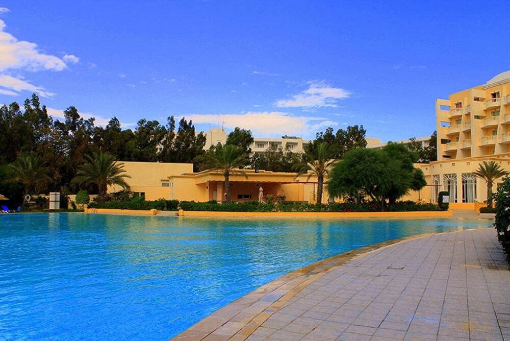 TMK L Atrium Yasmine Hammamet 48/60