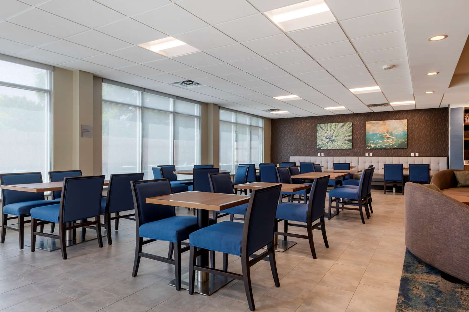 Best Western Plus Isanti 39/41