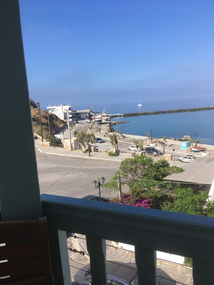 Afrodite Hotel 37/50