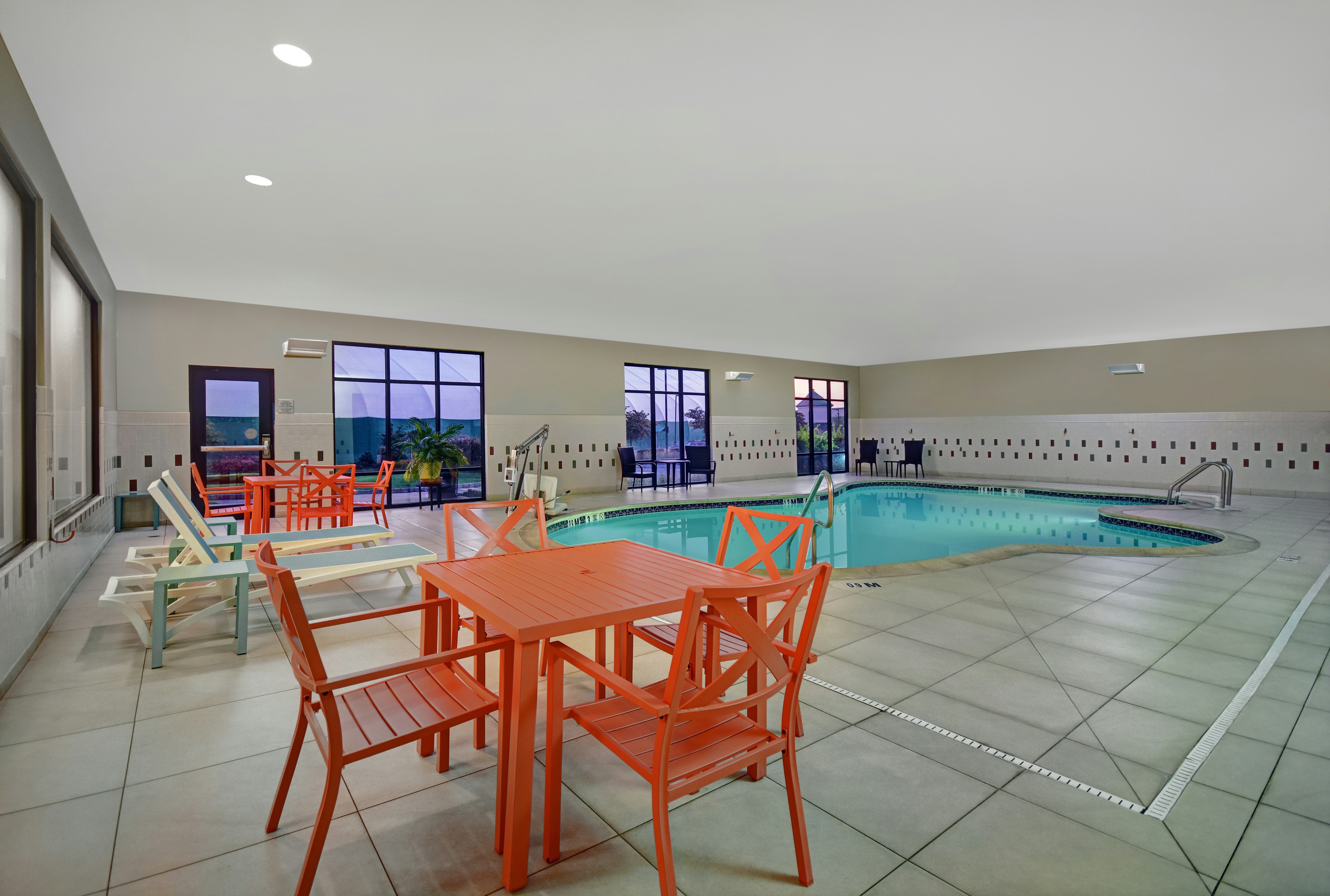 Hampton Inn And Suites Robbinsville 38/57