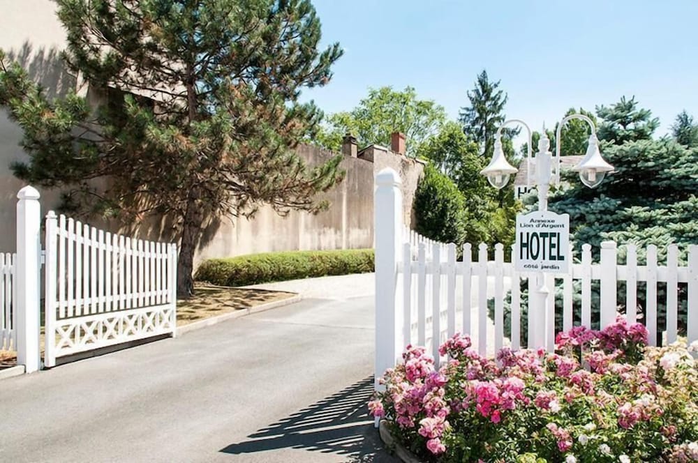 Hotel Du Lion D Argent Et Des Tanneries 49/50