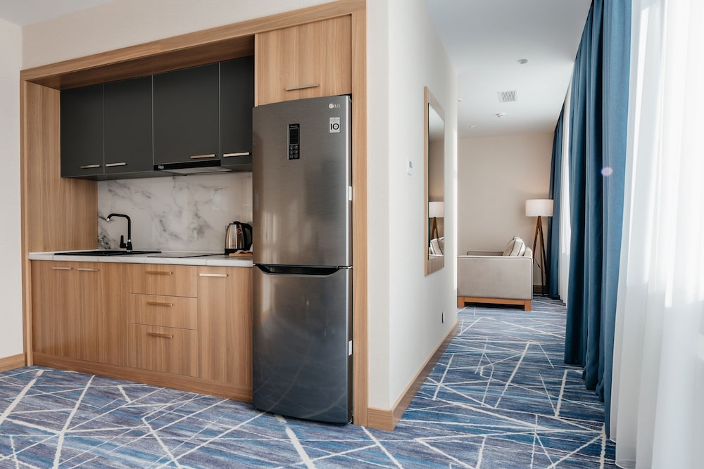 Ramada by Wyndham Astana 5/50
