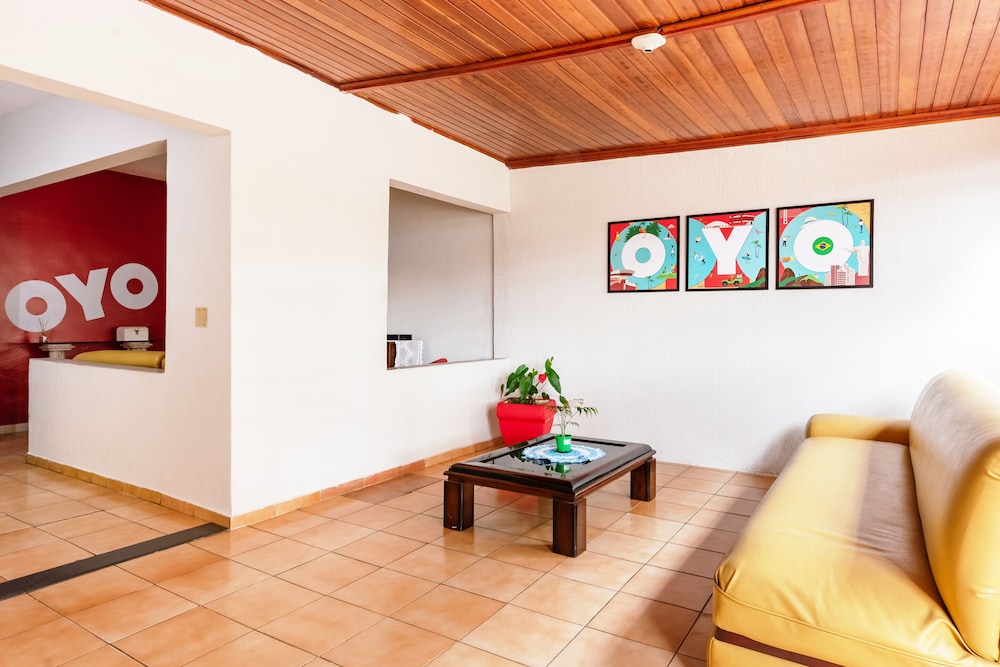 OYO Pousada Tia Leo Campinas 18/24