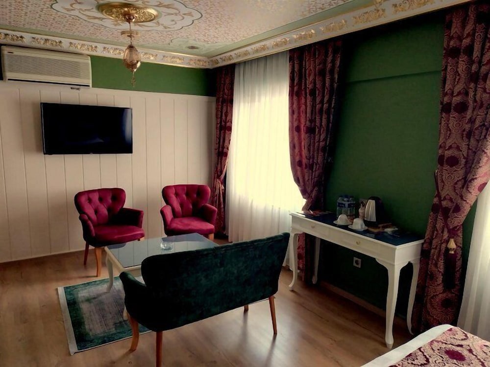 Anibal Hotel 35/38