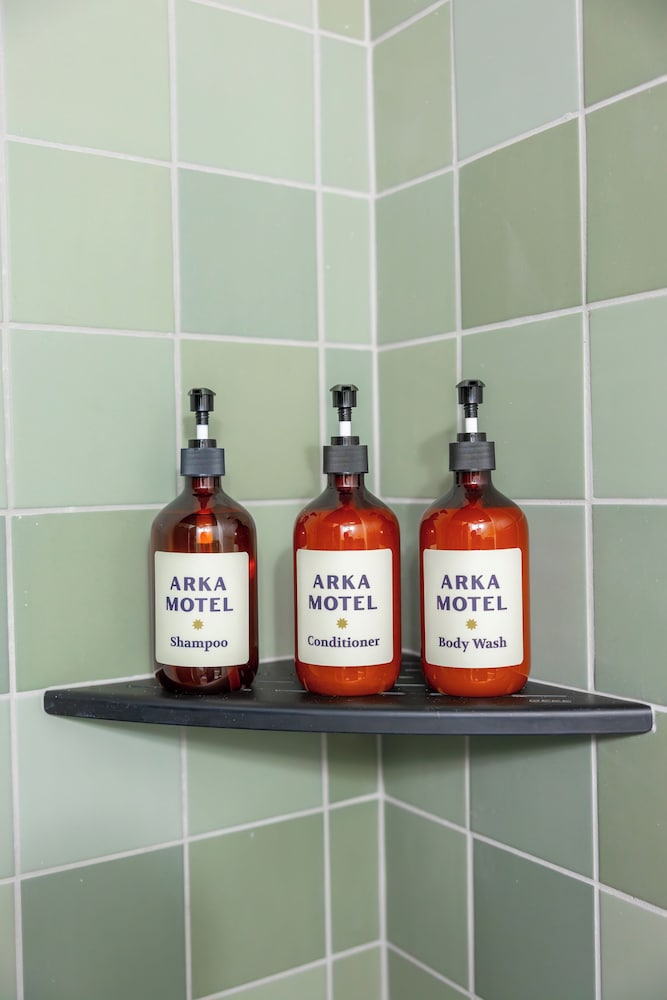 Arka Motel 24/51