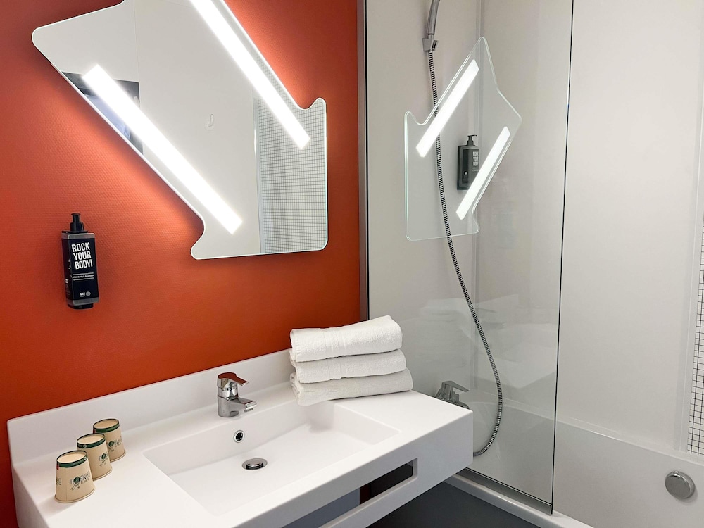 IBIS BUDGET SAINT CHRISTOL LES ALES 45/50
