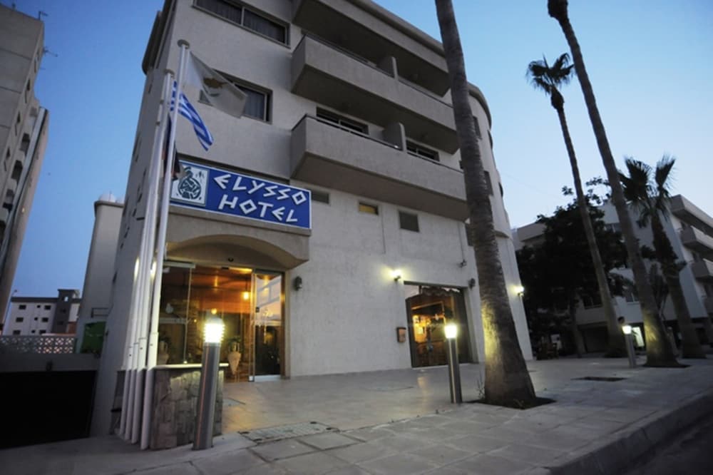 Elysso Hotel 52/60