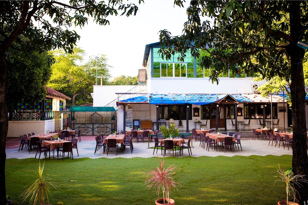 SHILPI RESORT. 40/47