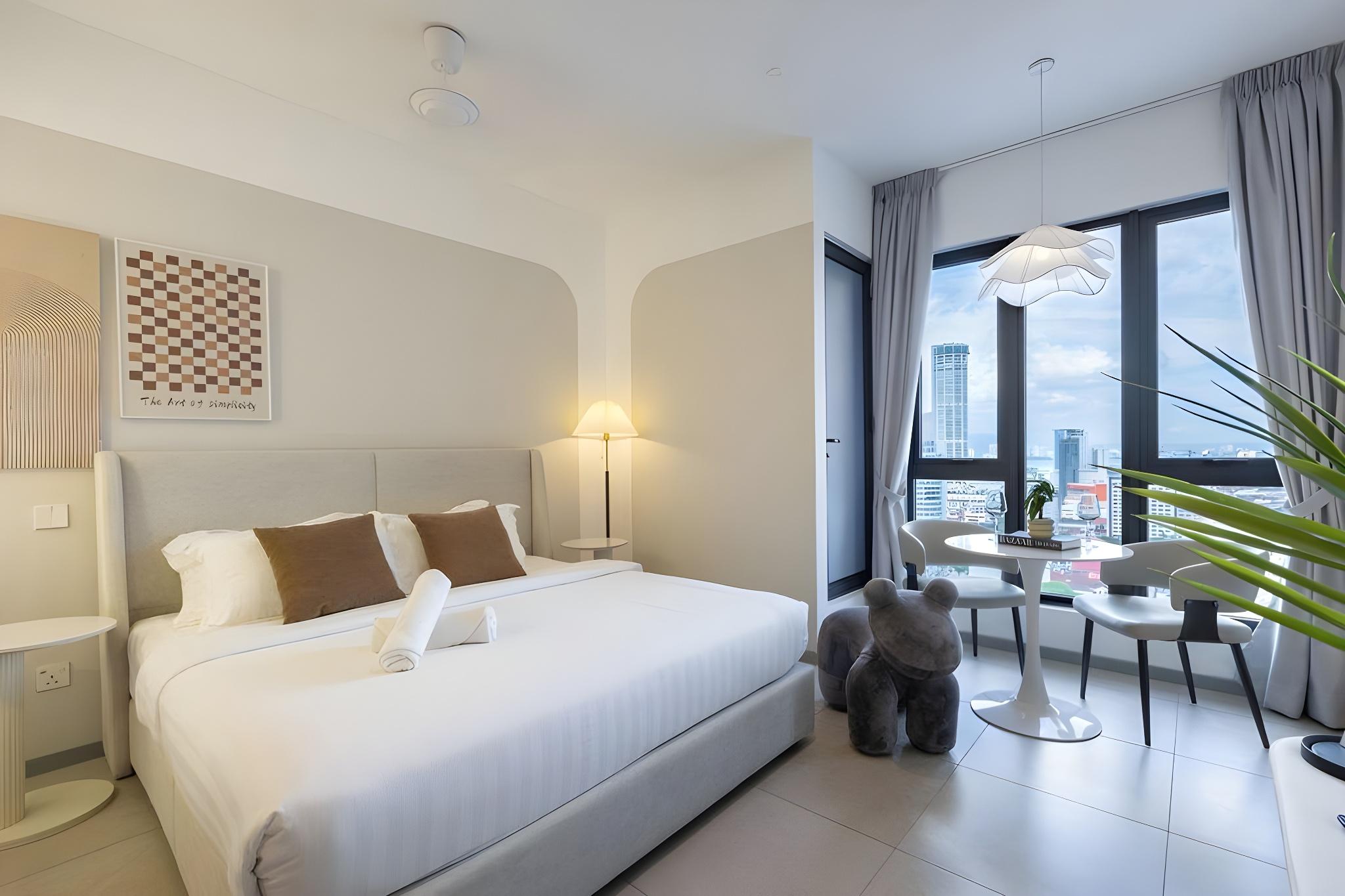 Superior, Studio, King Bed