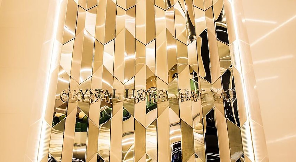 Crystal Hotel Hat Yai 54/54