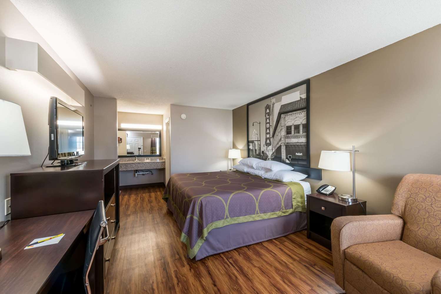 Super 8 By Wyndham Alexander City 17/29