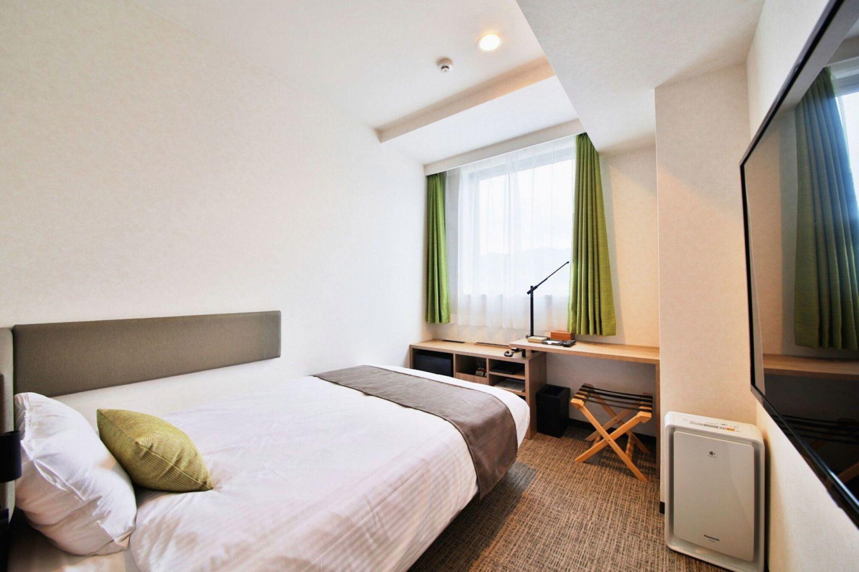 Room, Semi Double Bed, Mountain Side