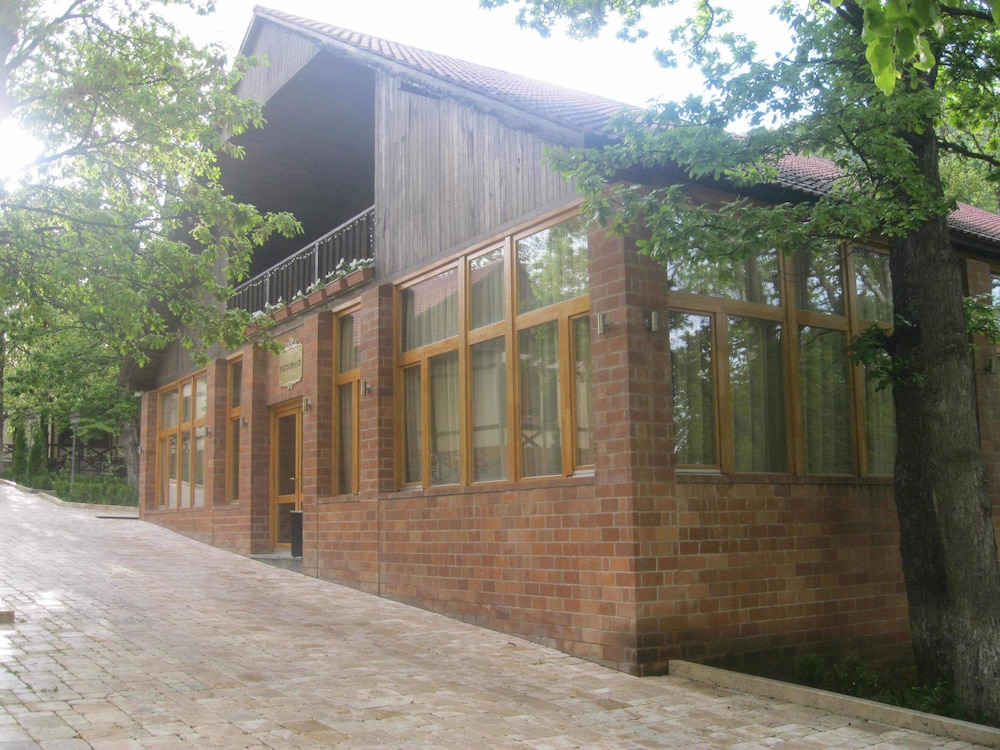 Splendor Resort And Restaurant 2/18