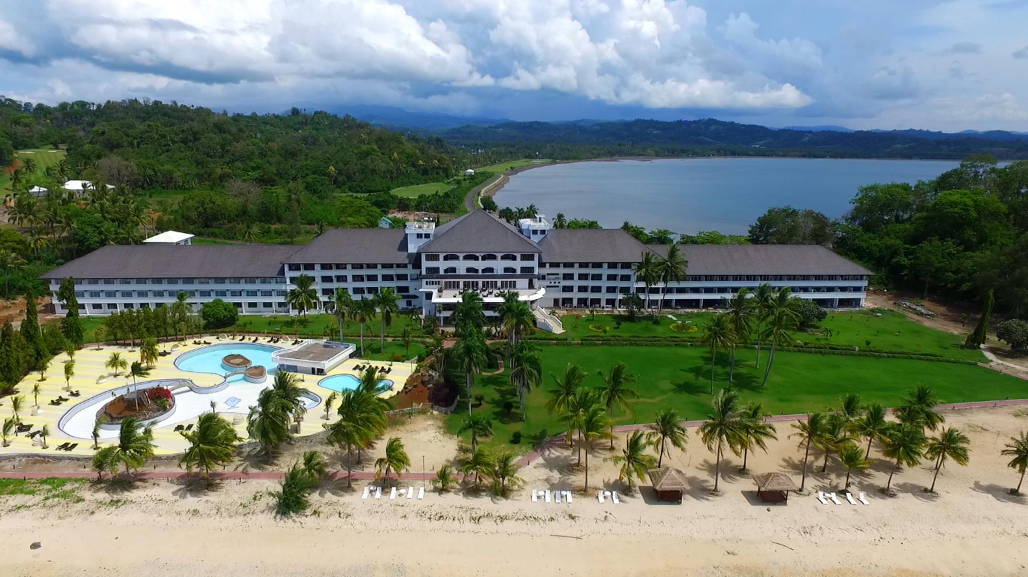 Paradise Hotel Golf and Resort 6/49