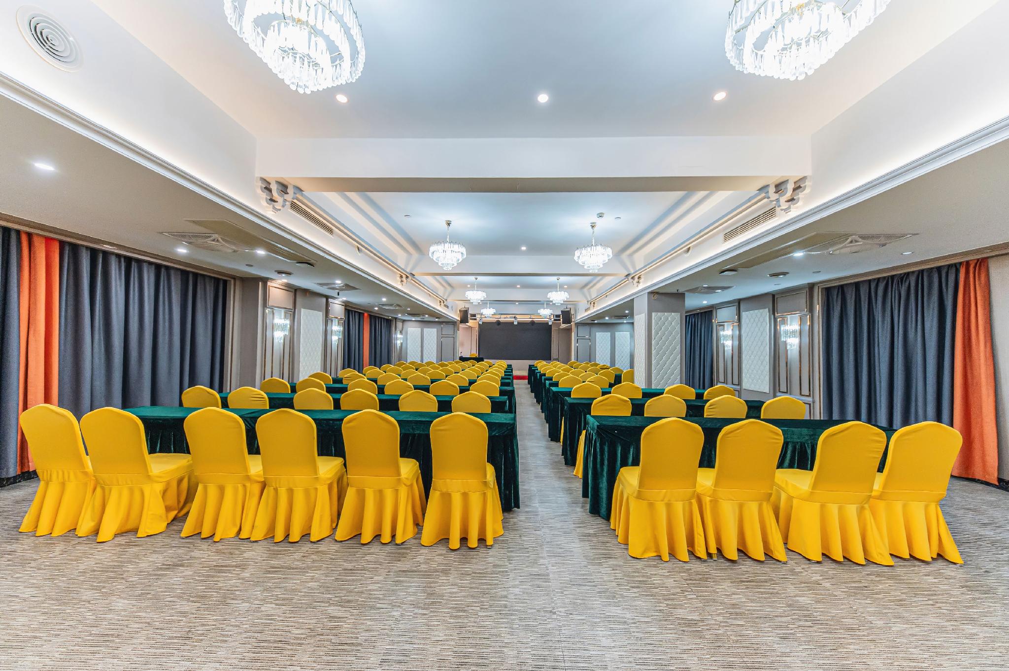 Vienna Hotel (Shantou Chaoyang High-Speed Railway Station) 44/51