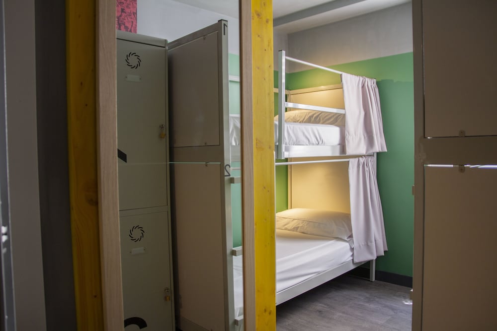 Youth Hostel Center Valencia 28/42