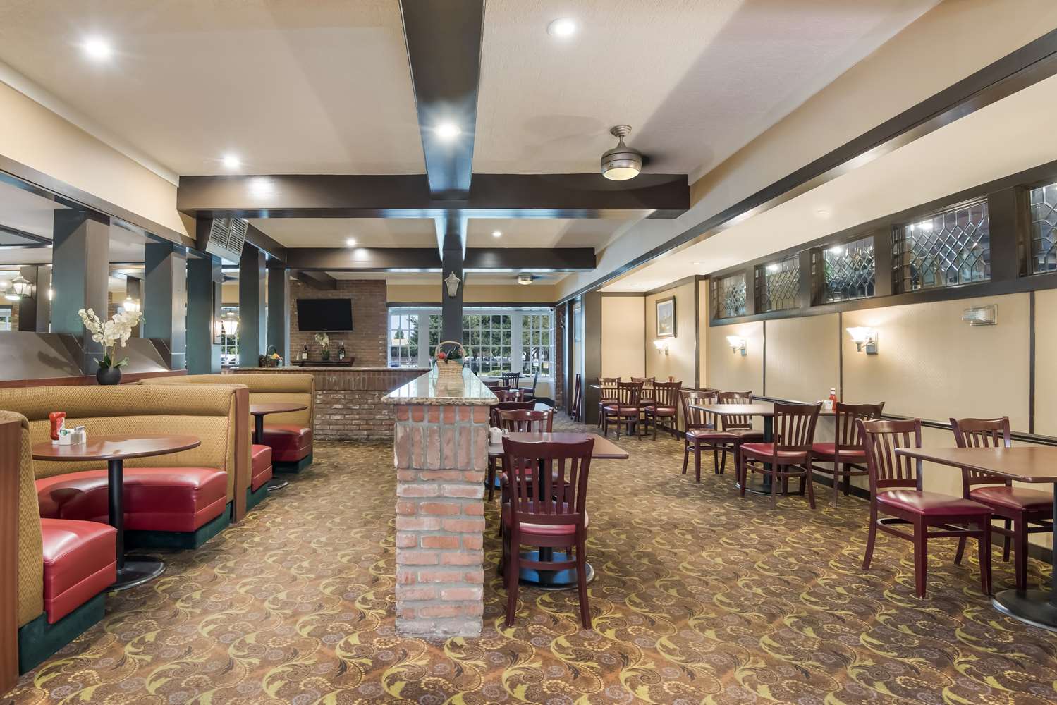 SureStay Plus Hotel by Best Western Reno Airport 70/91