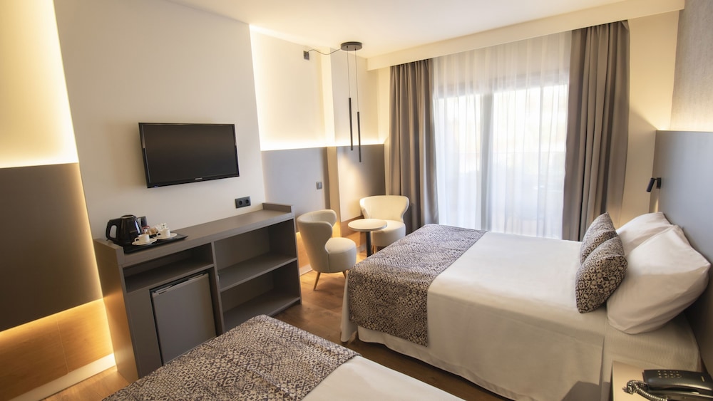 Golden Bahia De Tossa & Spa 25/75