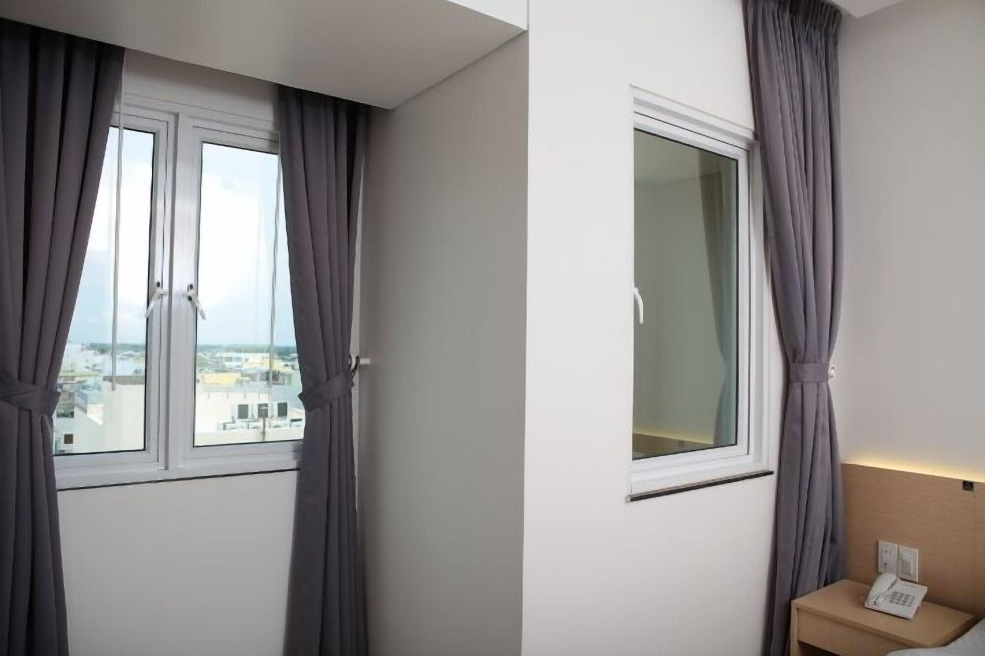 غرفة ديلوكس بسريرين منفصلين، Hung Cuong Hotel 4/4