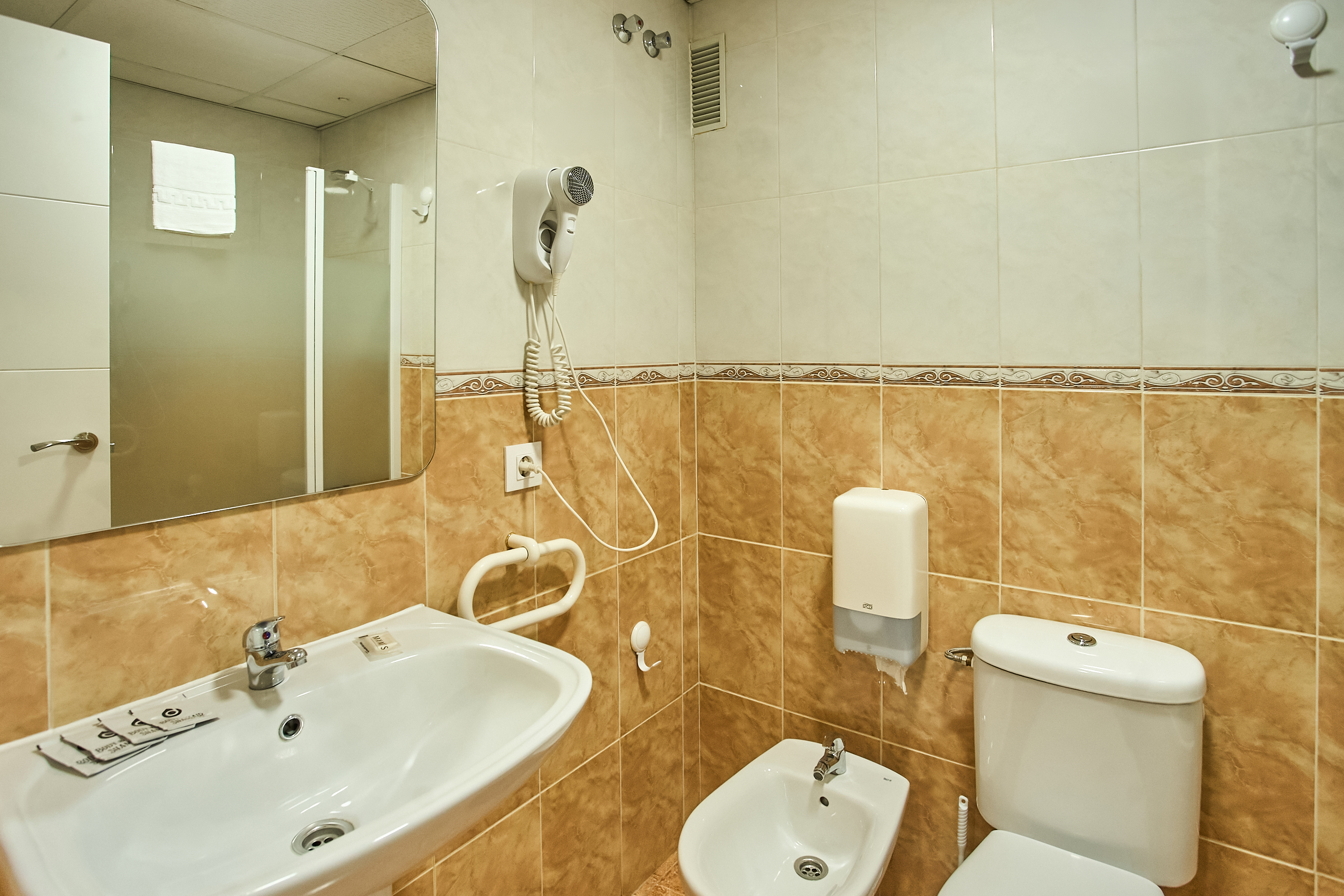 Resitur Apartamentos Turisticos En Seville 48/50