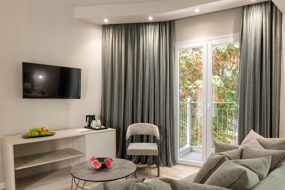 Melina Oasis Boutique Hotel 28/50