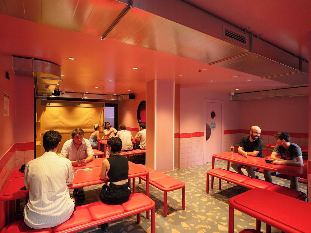 Amistat City Hostel Barcelona 31/50
