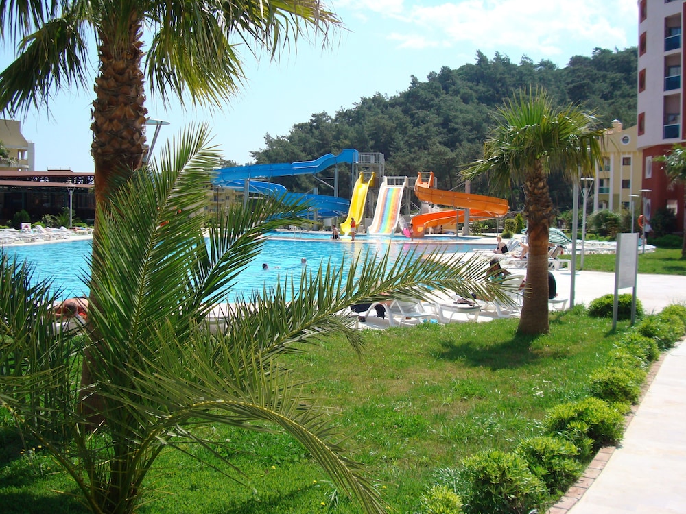 Green Nature Resort And Spa 9/54