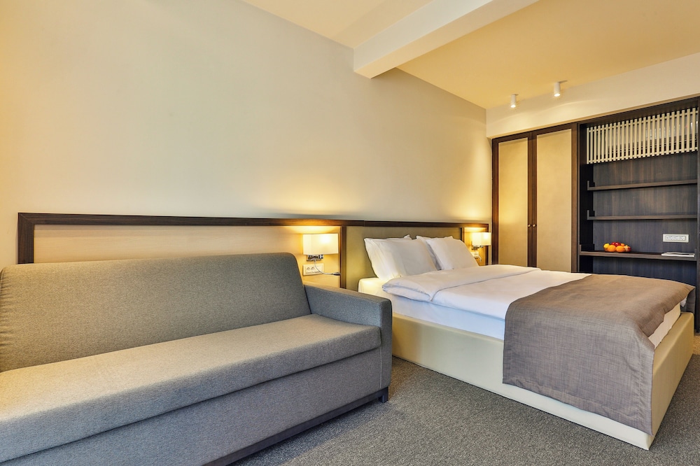 Bono Hotel 23/61