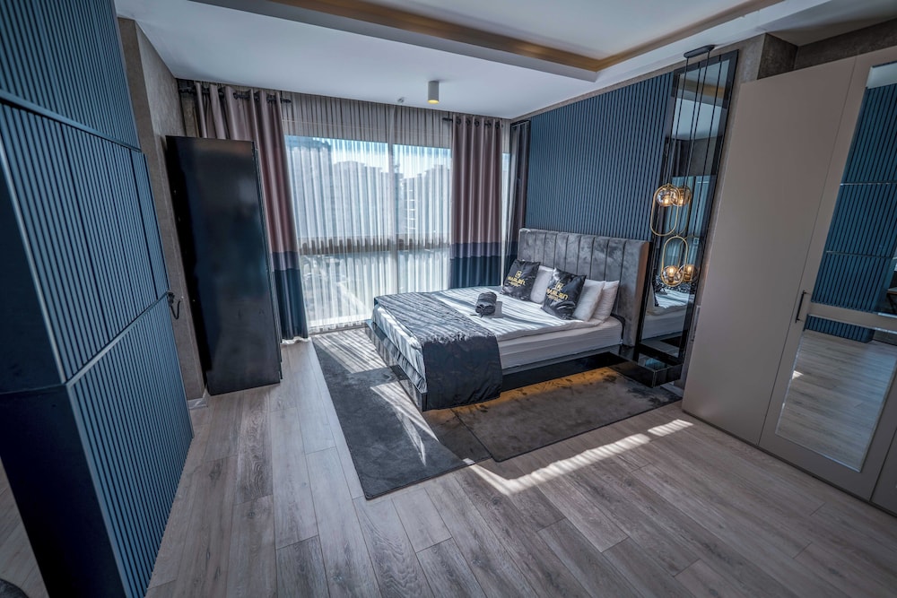 Marlen Hotel Bayrakli 26/48