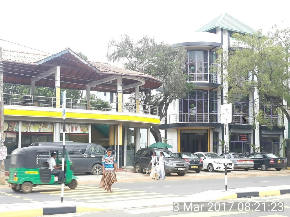 Mahawasala Hotel 35/44