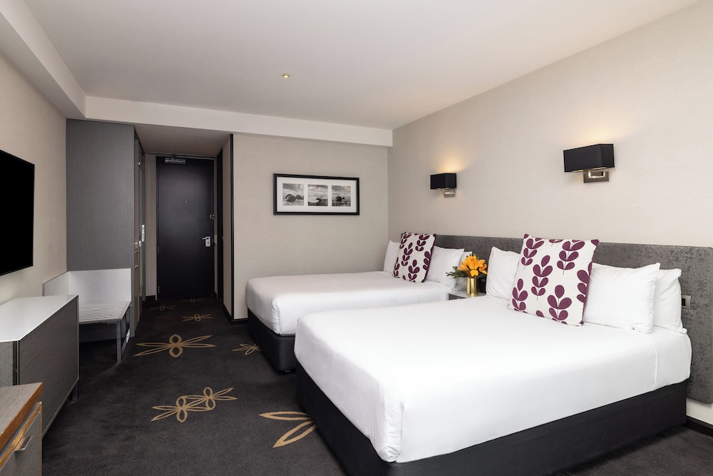Premium, 2 Double Beds, Courtyard View