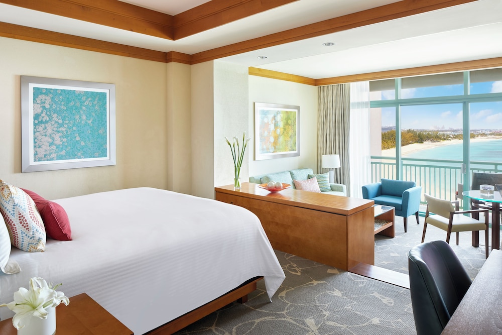 Ocean, Club, Lapis, Suite, King Bed, Sofa