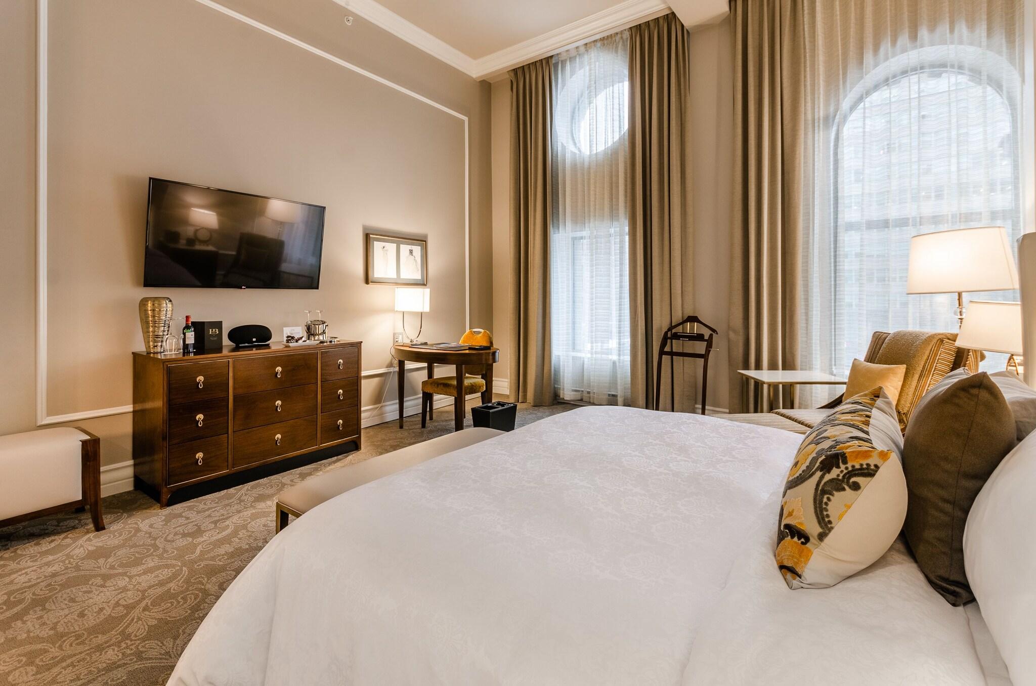 غرفة كلاسيكية بسرير مزدوج بإطلالة على المدينة، Hotel Birks Montreal 2/5