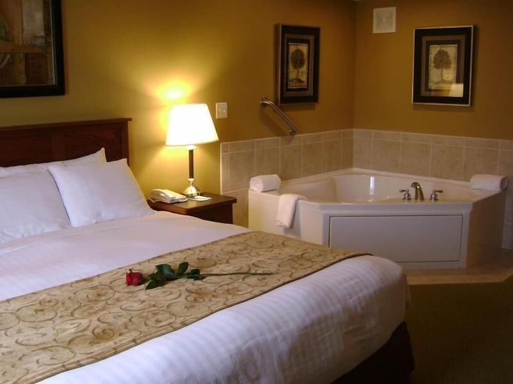 GrandStay Hotel & Suites - Madelia 9/58