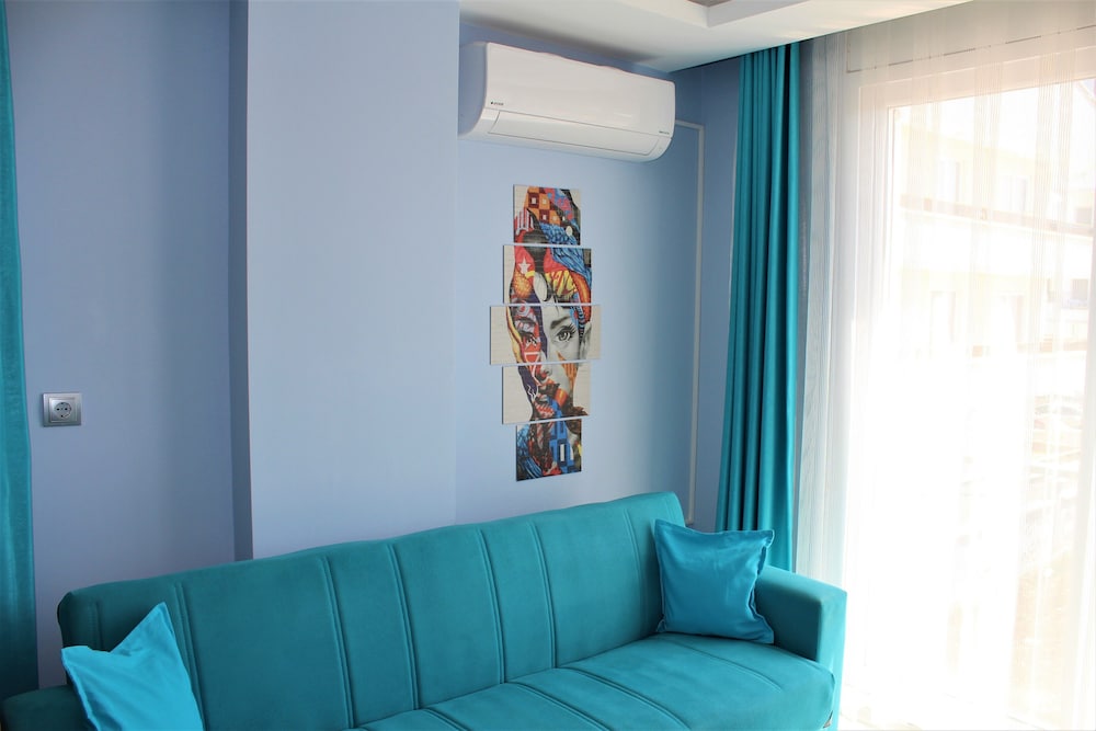 Mavi Restaurant & Apartments 1 40/50