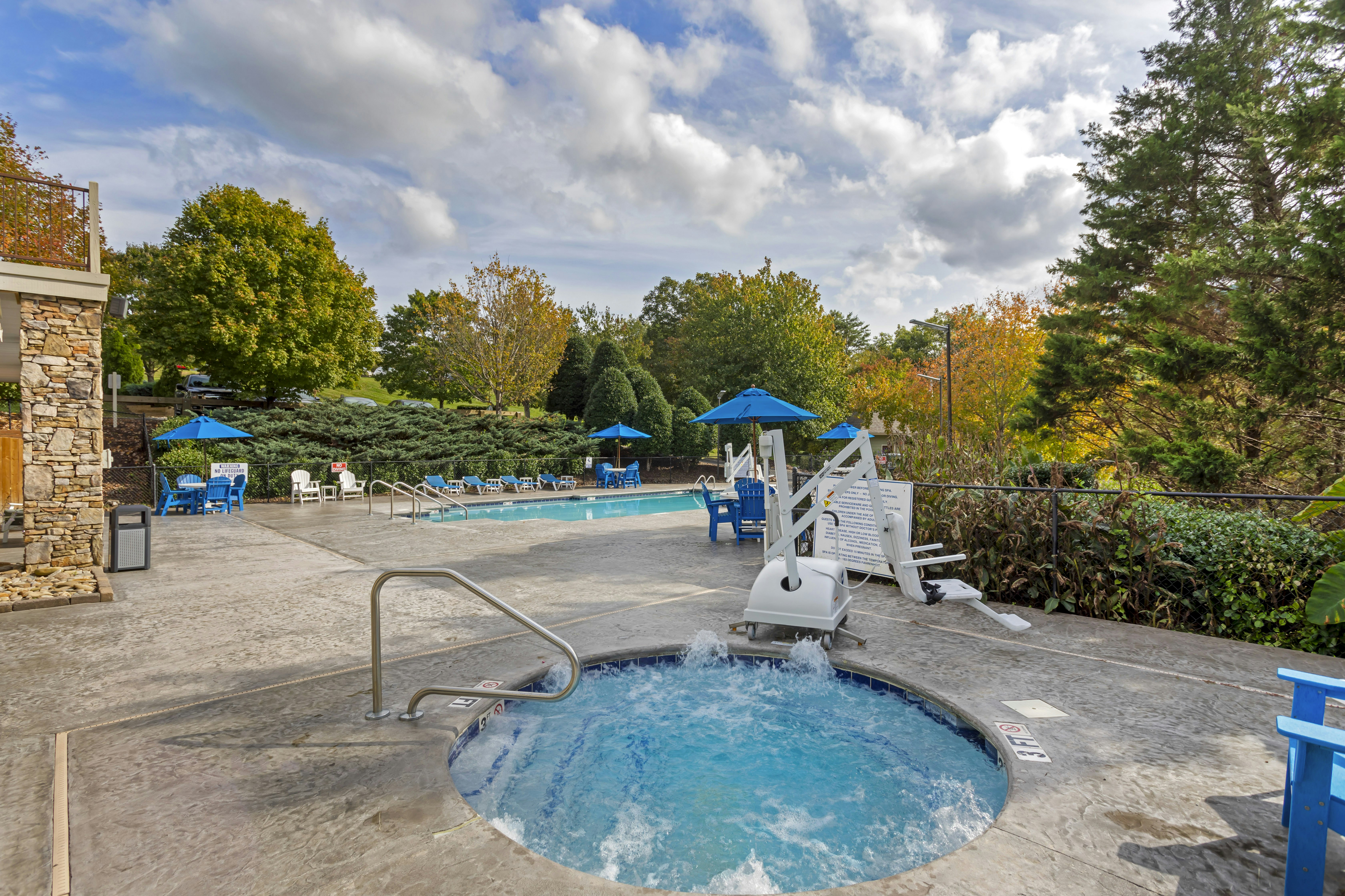 Hilton Vacation Club Laurel Crest Pigeon Forge 14/23