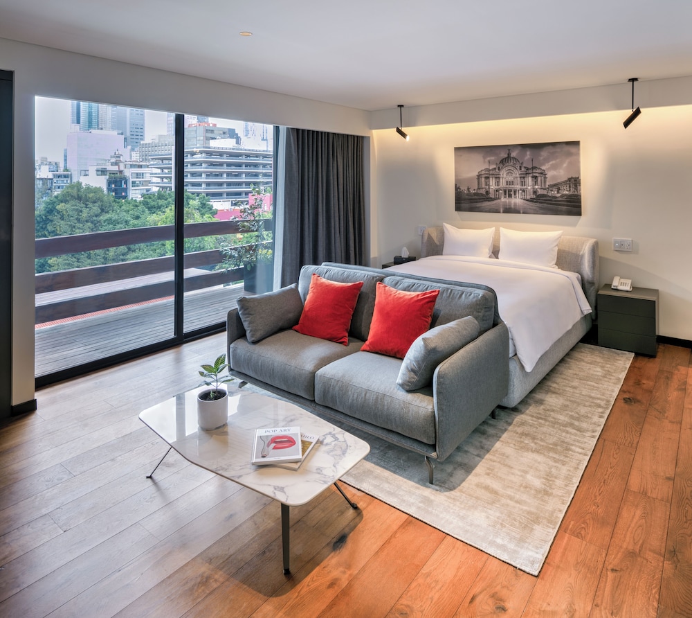 Amberes 64, an Ascend Collection Hotel 46/61