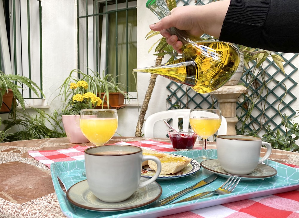 Hostal Azahara 58/70