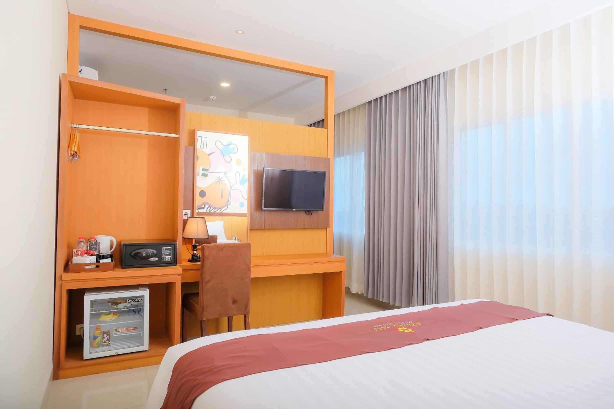 Room, King Bed