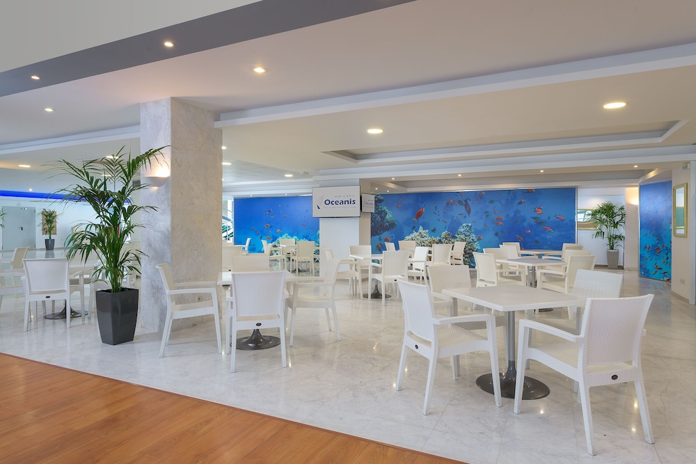 Oceanis Beach Hotel 28/50