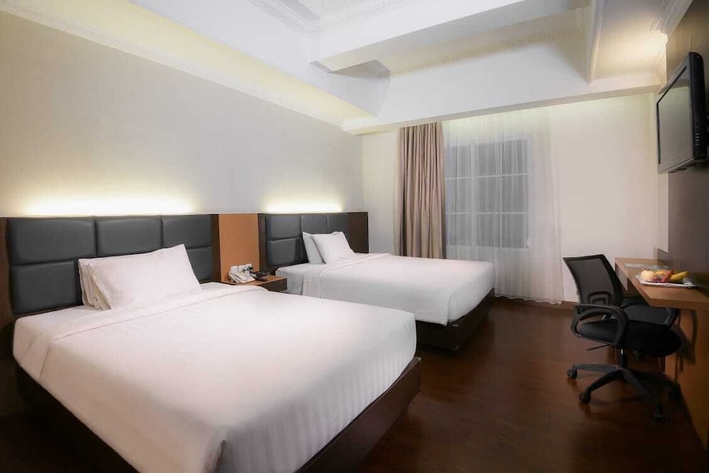 D'senopati Malioboro Grand Hotel 10/38