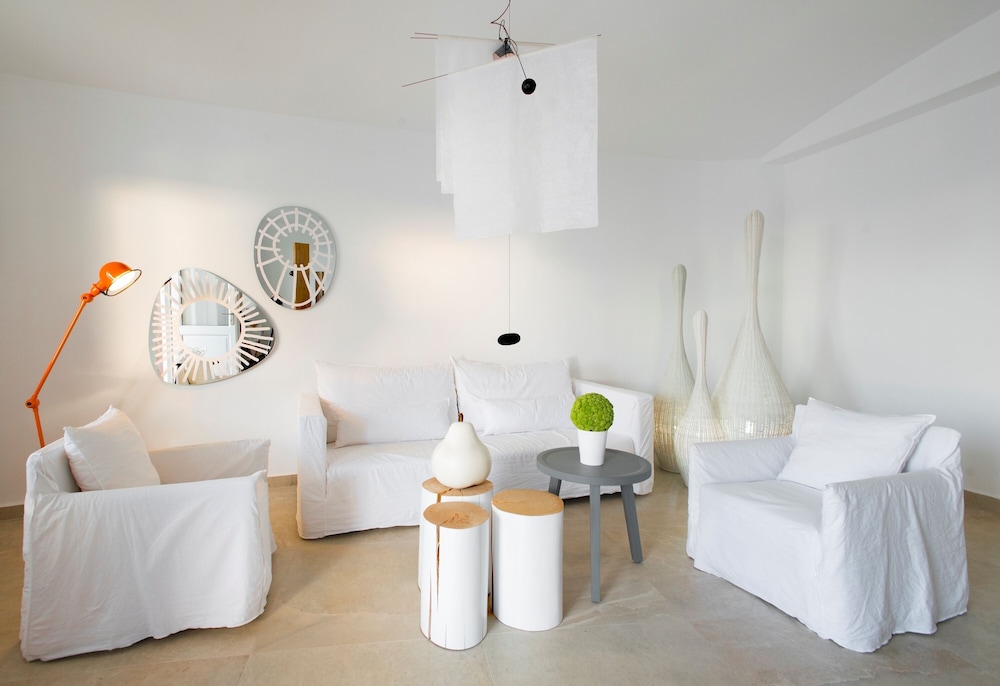 Santorini Secret Suites and Spa - Adults Only 33/50