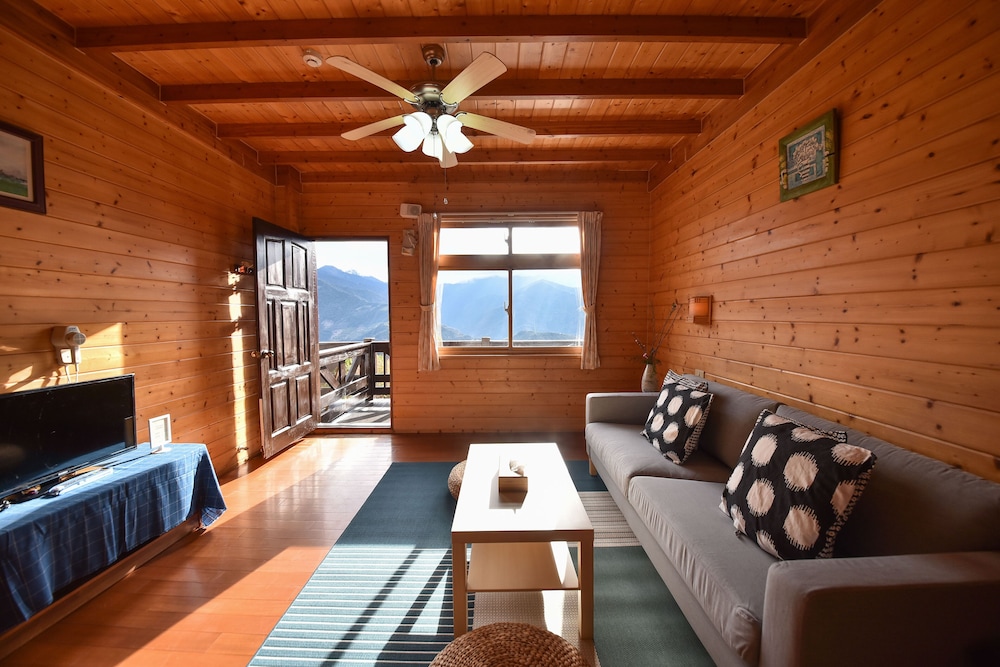 Beverly B&B 27/50