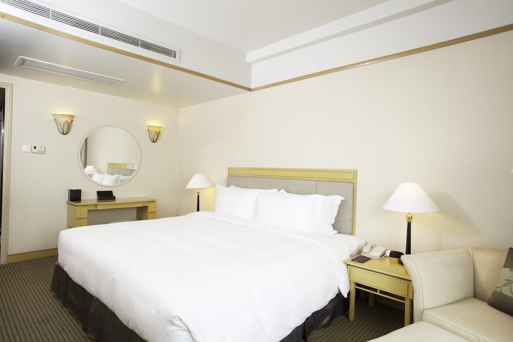 New World Saigon Hotel 16/77