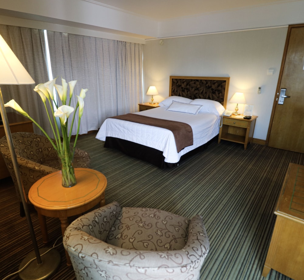 Miramar Hotel 13/71