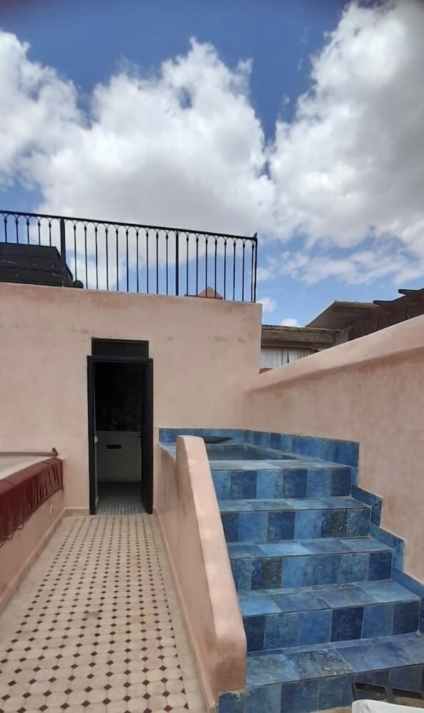 Riad Ta'achchaqa 5/50
