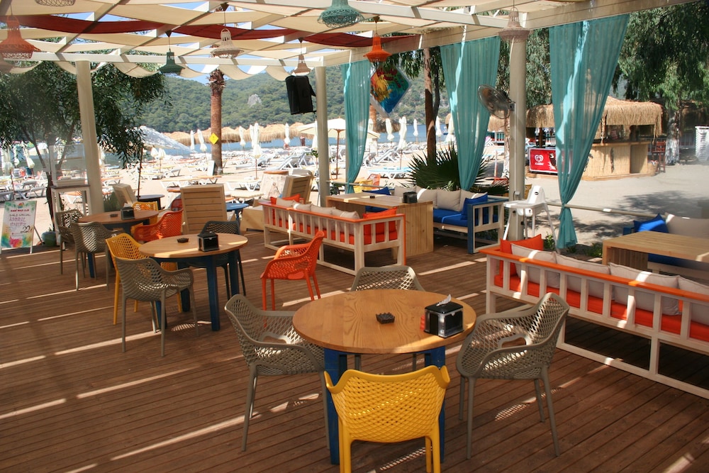 Sugar Beach Club 48/61