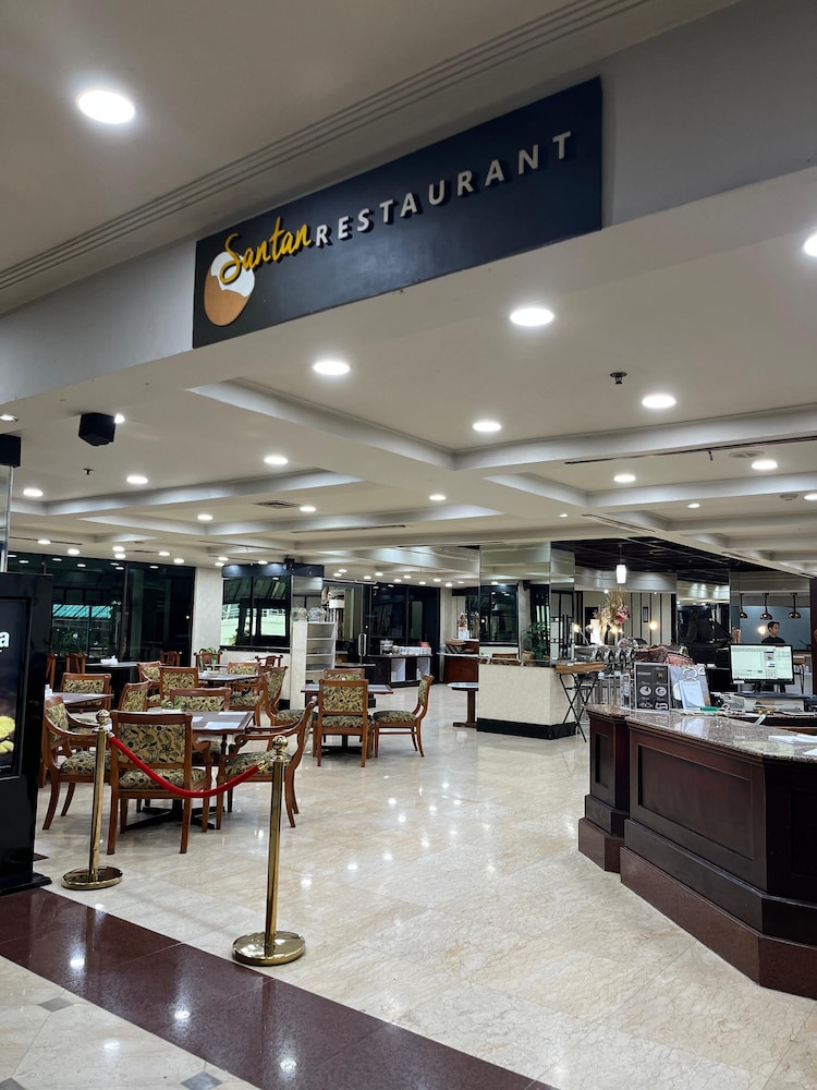 HORISON BANDUNG HOTEL 32/50