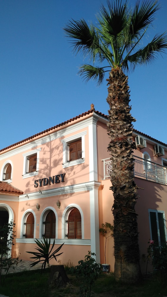 Hotel Sydney Greece 35/38